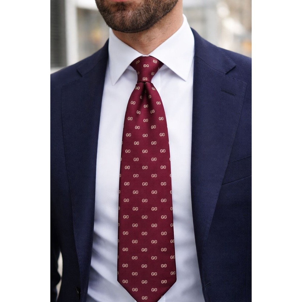 VTG‎ Gucci Burgundy Logo Silk Tie Made in Italy All-Over G Pattern Necktie - Picture 2 of 6